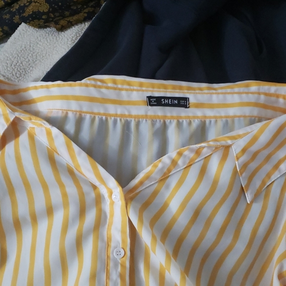 Blouse - Picture 3 of 3